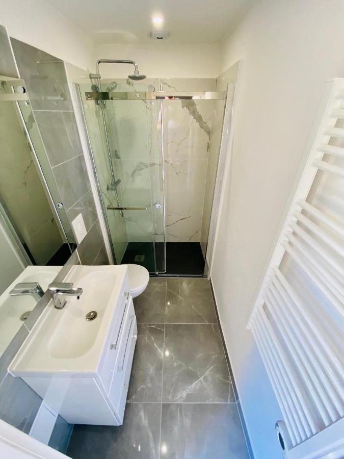 Lovely Renovated Studio Golden Square Pedestrian Nisa Exterior foto